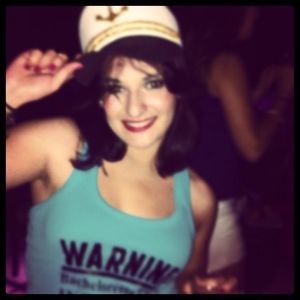 Meet your Posher, Ana karla